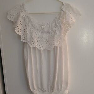 JohnPaulRichard White Floral Eyelet Blouse On Or Off Sholder